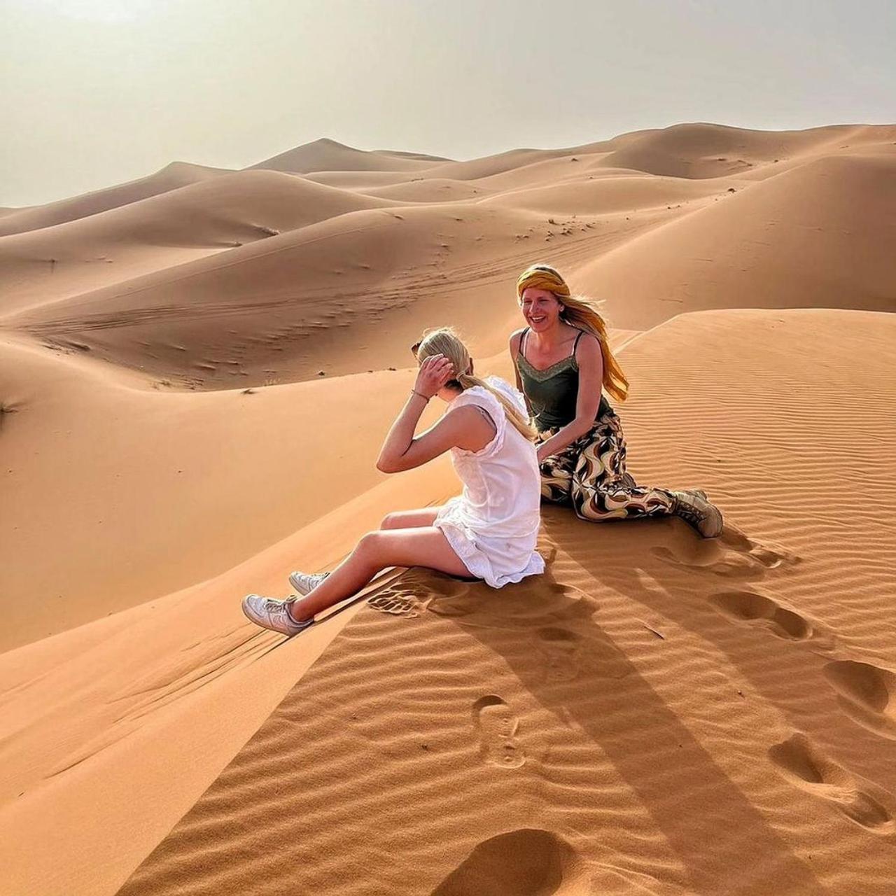 מרזאוגה Zahra Luxury Desert Camp מראה חיצוני תמונה