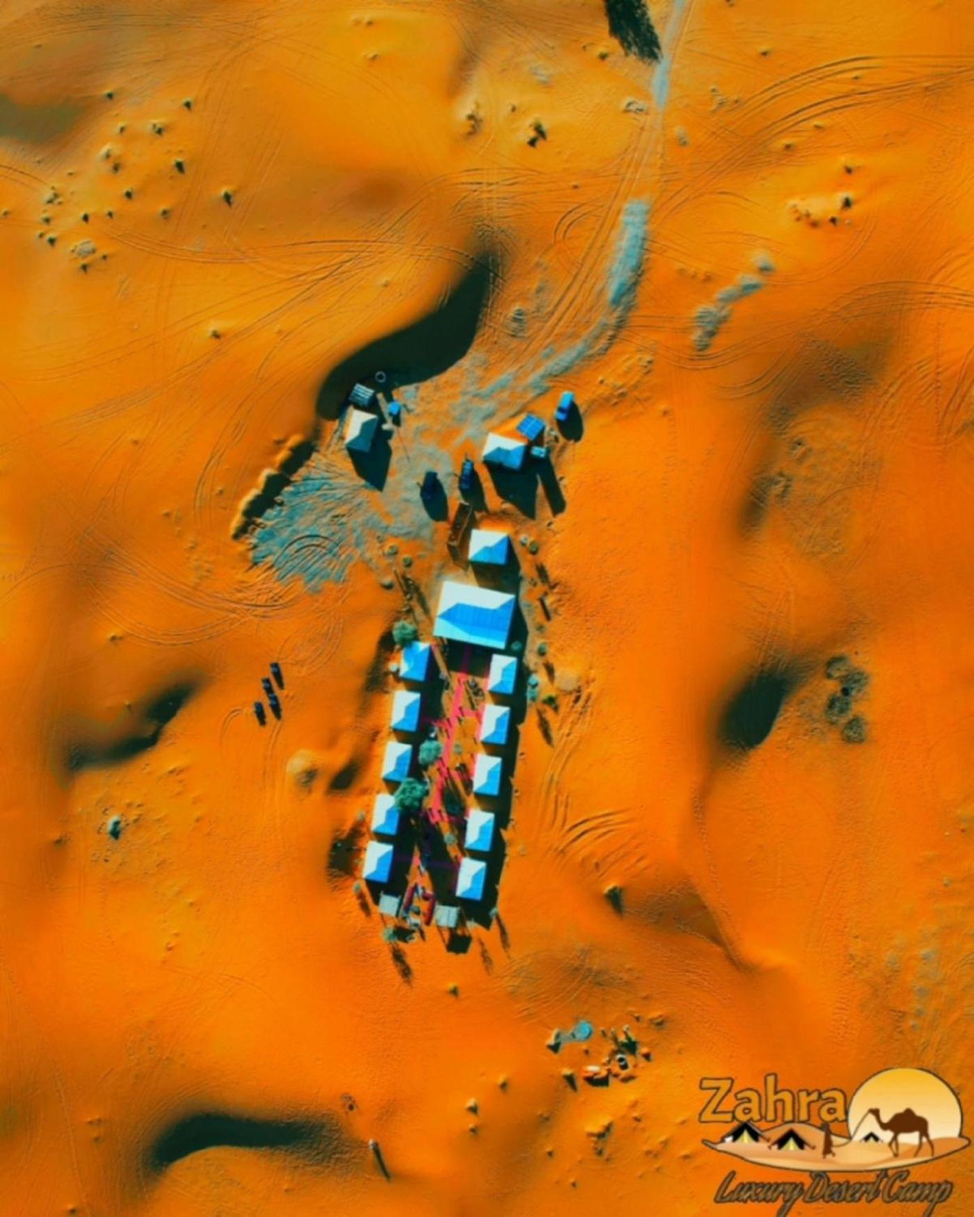 מרזאוגה Zahra Luxury Desert Camp מראה חיצוני תמונה